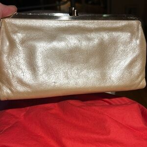 HOBO Lauren Clutch Cream Nude Metallic Shimmer Leather. Excellent